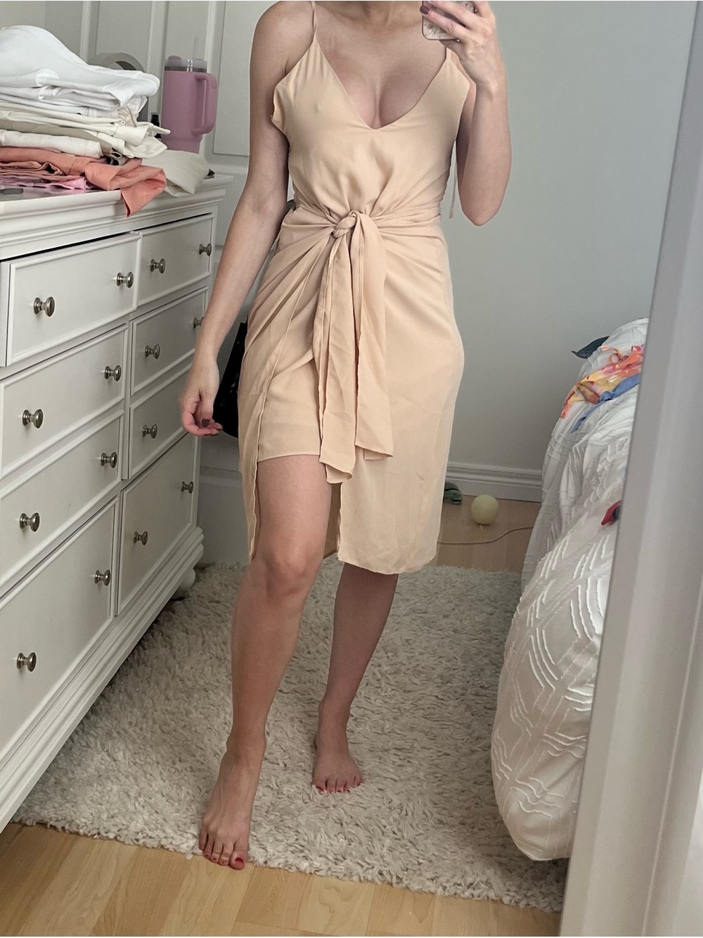 Satin Tie-Waist Midi Dress in Beige/Cream